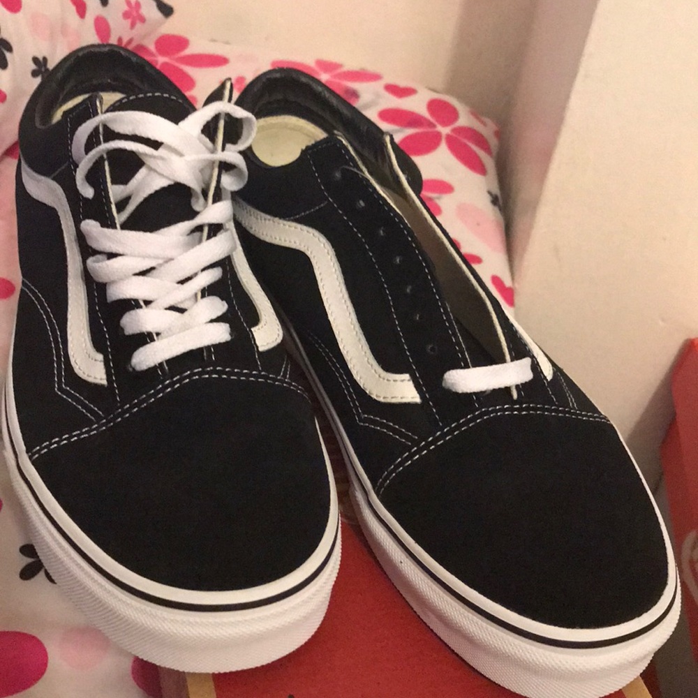 Vans - Picture 4 of 4